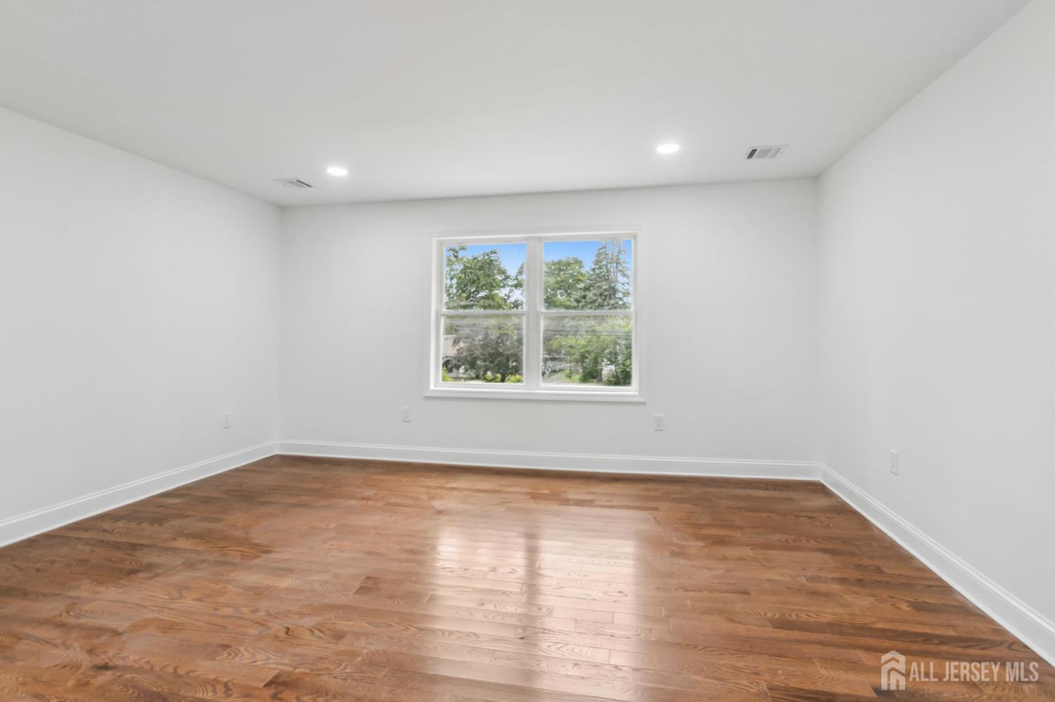 244 Lloyd Road, Matawan, New Jersey image 28