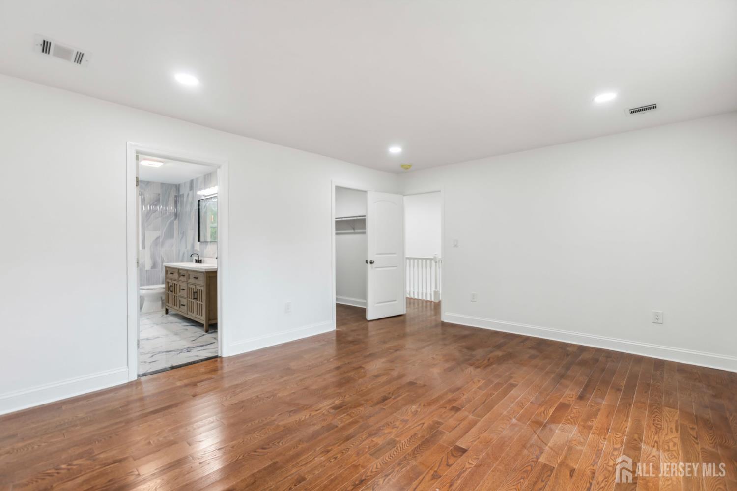244 Lloyd Road, Matawan, New Jersey image 22