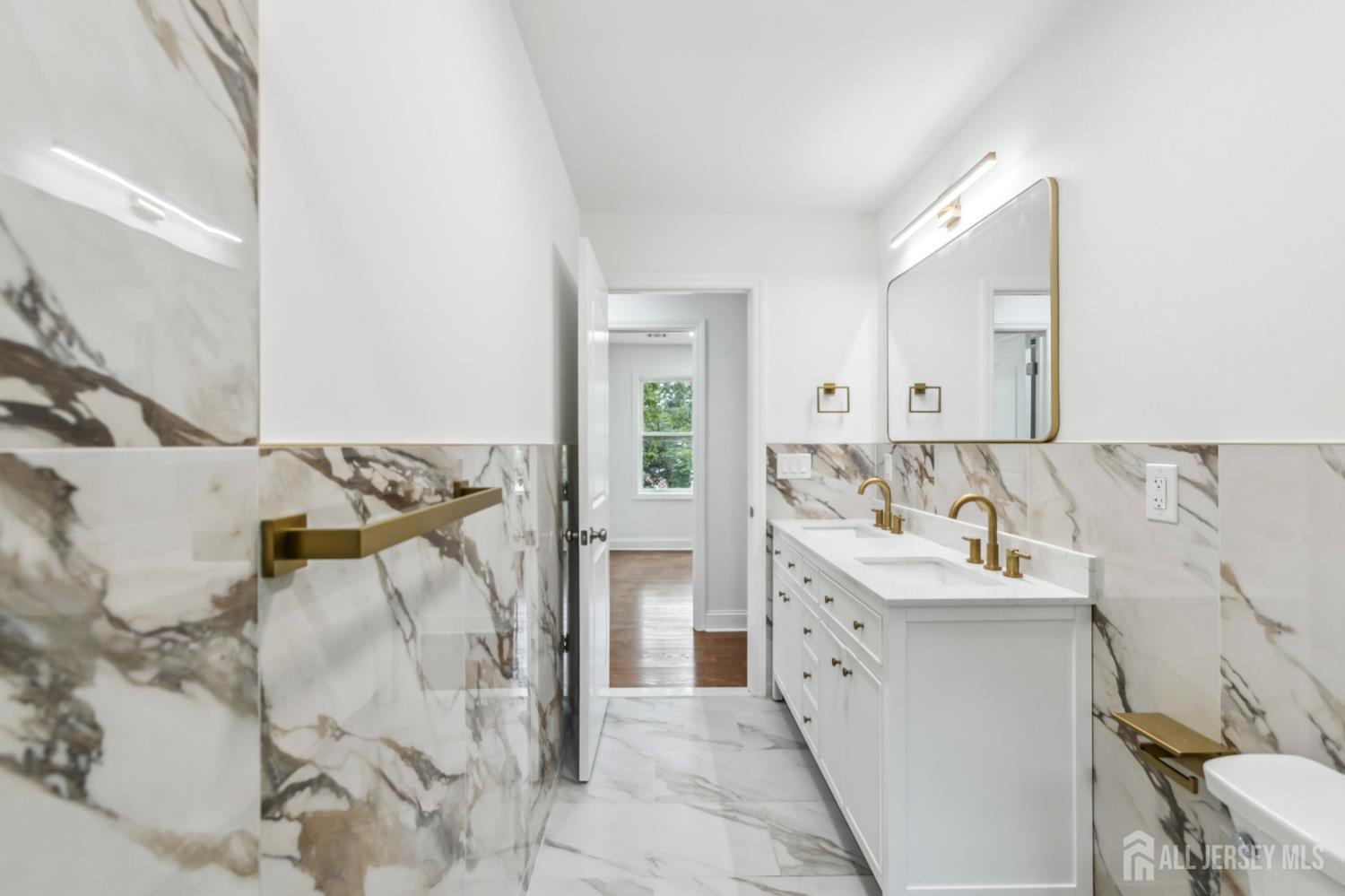 244 Lloyd Road, Matawan, New Jersey image 36