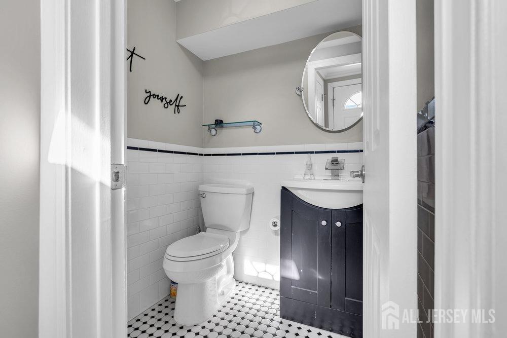 28 Byrnes Lane, Sayreville, New Jersey image 8