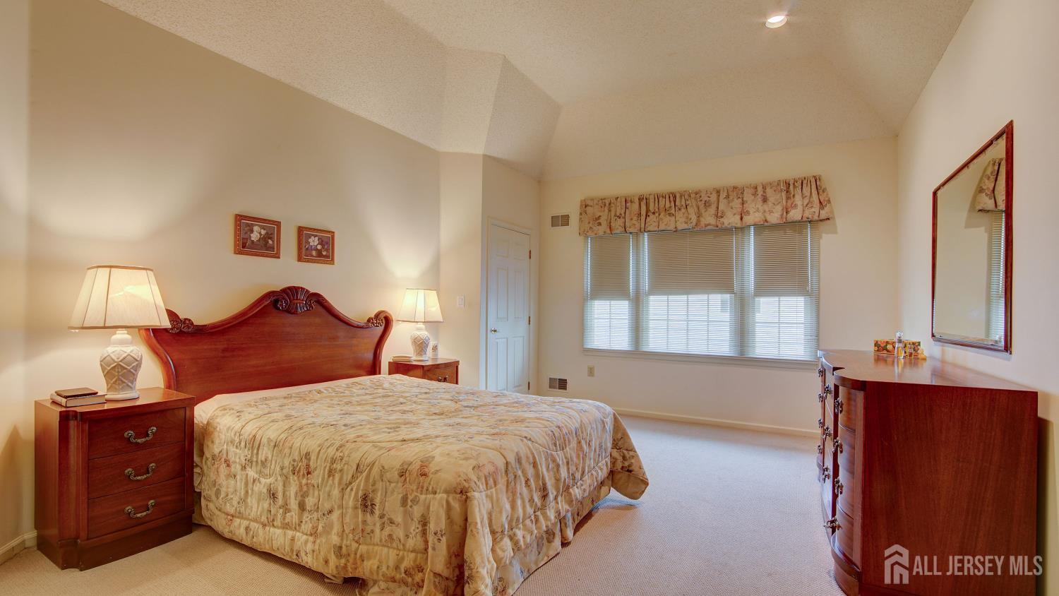 39 Leeds Lane, Monroe Township, New Jersey image 16