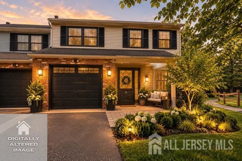 Townhouse For Sale - 17 Walton Court<br/> Middlesex County, East Brunswick, NJ 08816