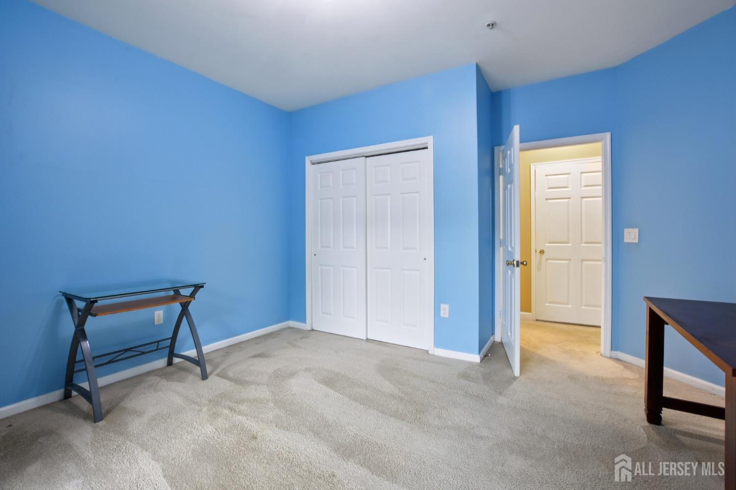 90 Forest Drive, Piscataway, New Jersey image 20