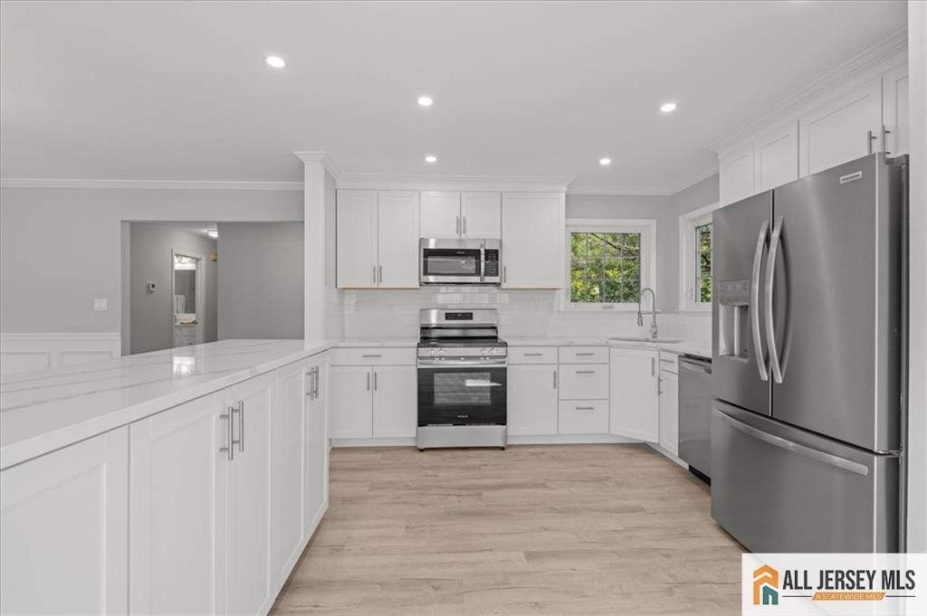 Monroe, New Jersey 08831, United States, 2 Bedrooms Bedrooms, ,2 BathroomsBathrooms,Residential,Active,223060