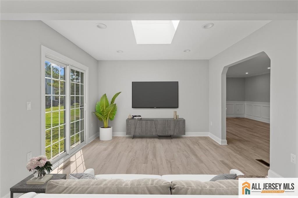 Monroe, New Jersey 08831, United States, 2 Bedrooms Bedrooms, ,2 BathroomsBathrooms,Residential,Active,223060