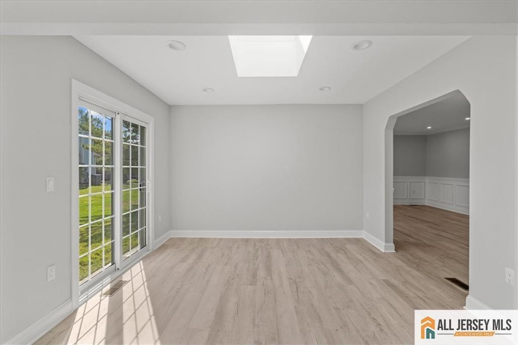 Monroe, New Jersey 08831, United States, 2 Bedrooms Bedrooms, ,2 BathroomsBathrooms,Residential,Active,223060