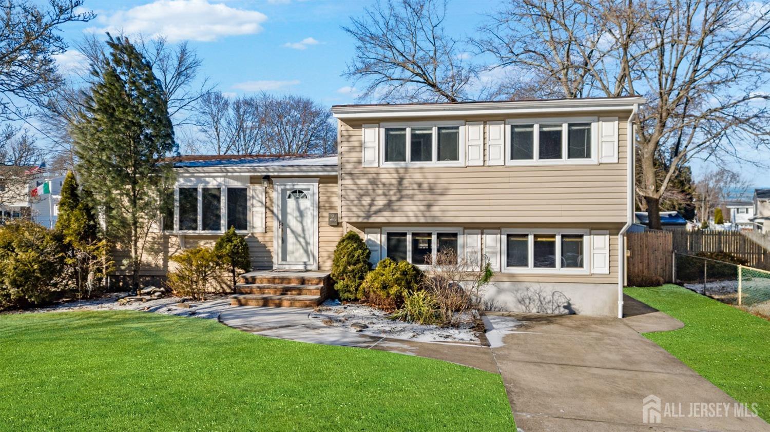 9 Piedmont Drive, Old Bridge, New Jersey image 1