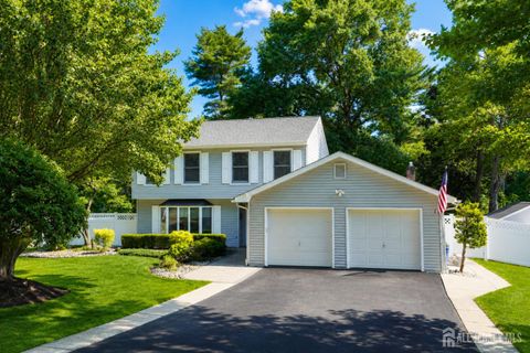 Homes For Sale - 101 Fawn Drive<br/> Old Bridge, NJ 07747
