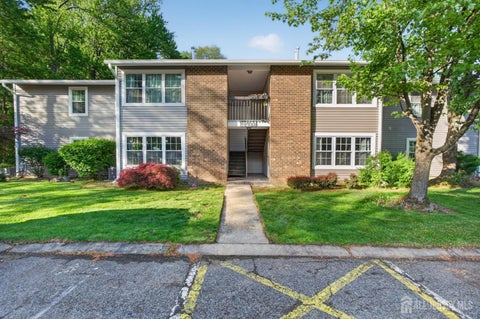 Condo For Sale - 99 Pennsylvania Avenue<br/> North Brunswick, NJ 08902