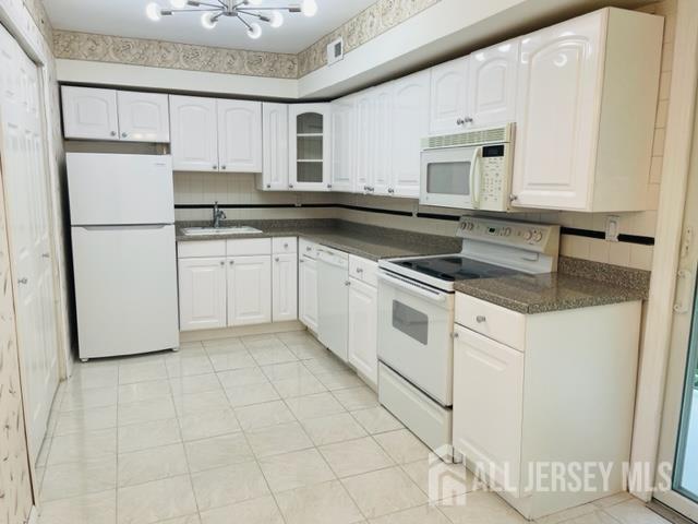 8 Indiana Court #D, Old Bridge, New Jersey image 1
