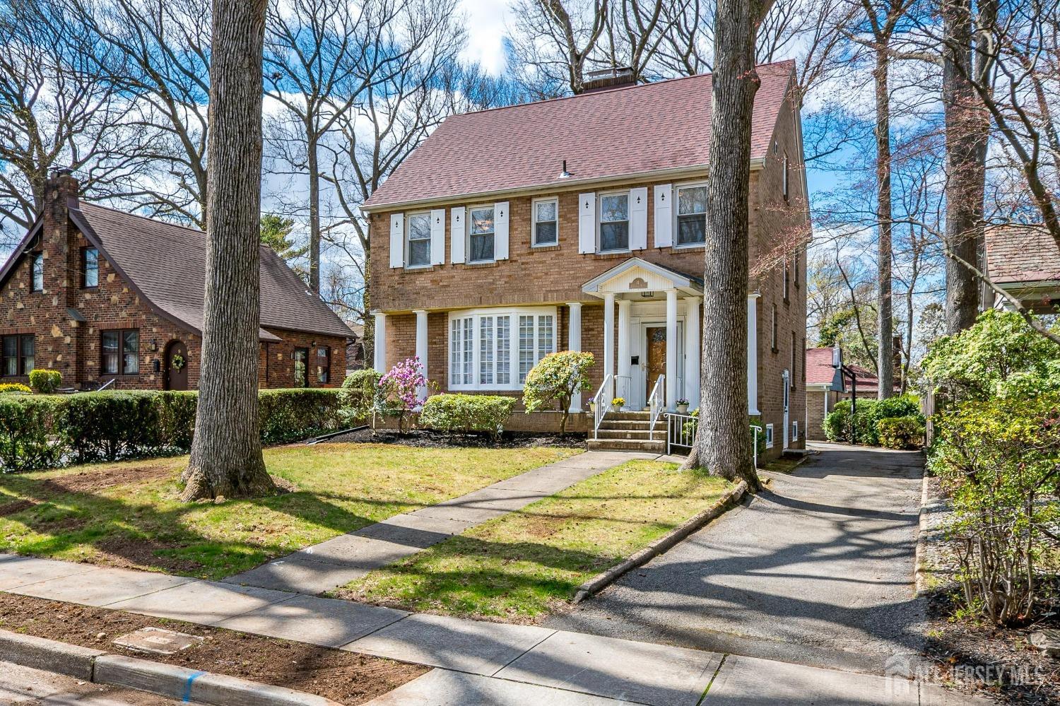 11 Cliffwood Place, Metuchen, New Jersey image 1
