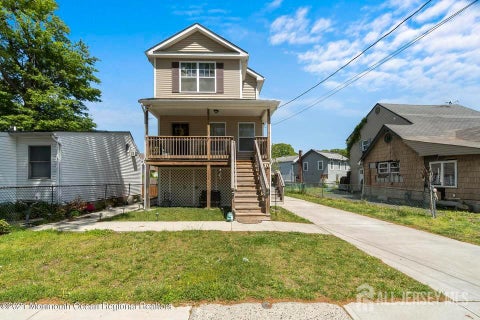 Homes For Sale - 140 Twilight Avenue<br/> Keansburg, NJ 07734