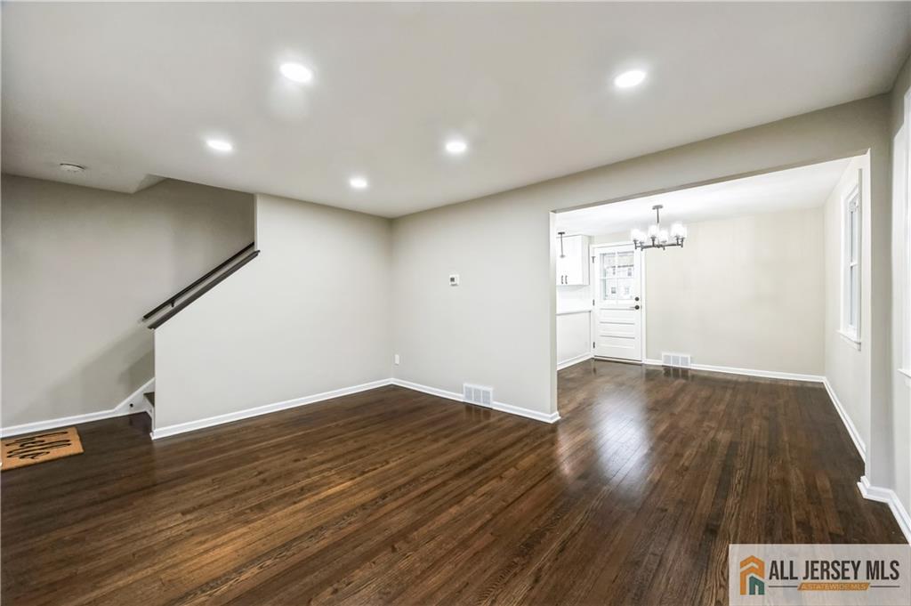 284 Newman Street #1305, Metuchen, New Jersey image 8