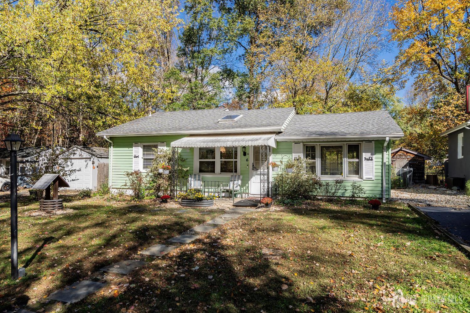 Monroe, New Jersey 08831, United States, 2 Bedrooms Bedrooms, ,1 BathroomBathrooms,Residential,Active,233192