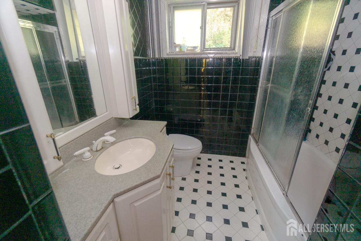 35 Barkalow Street, South Amboy, New Jersey image 10