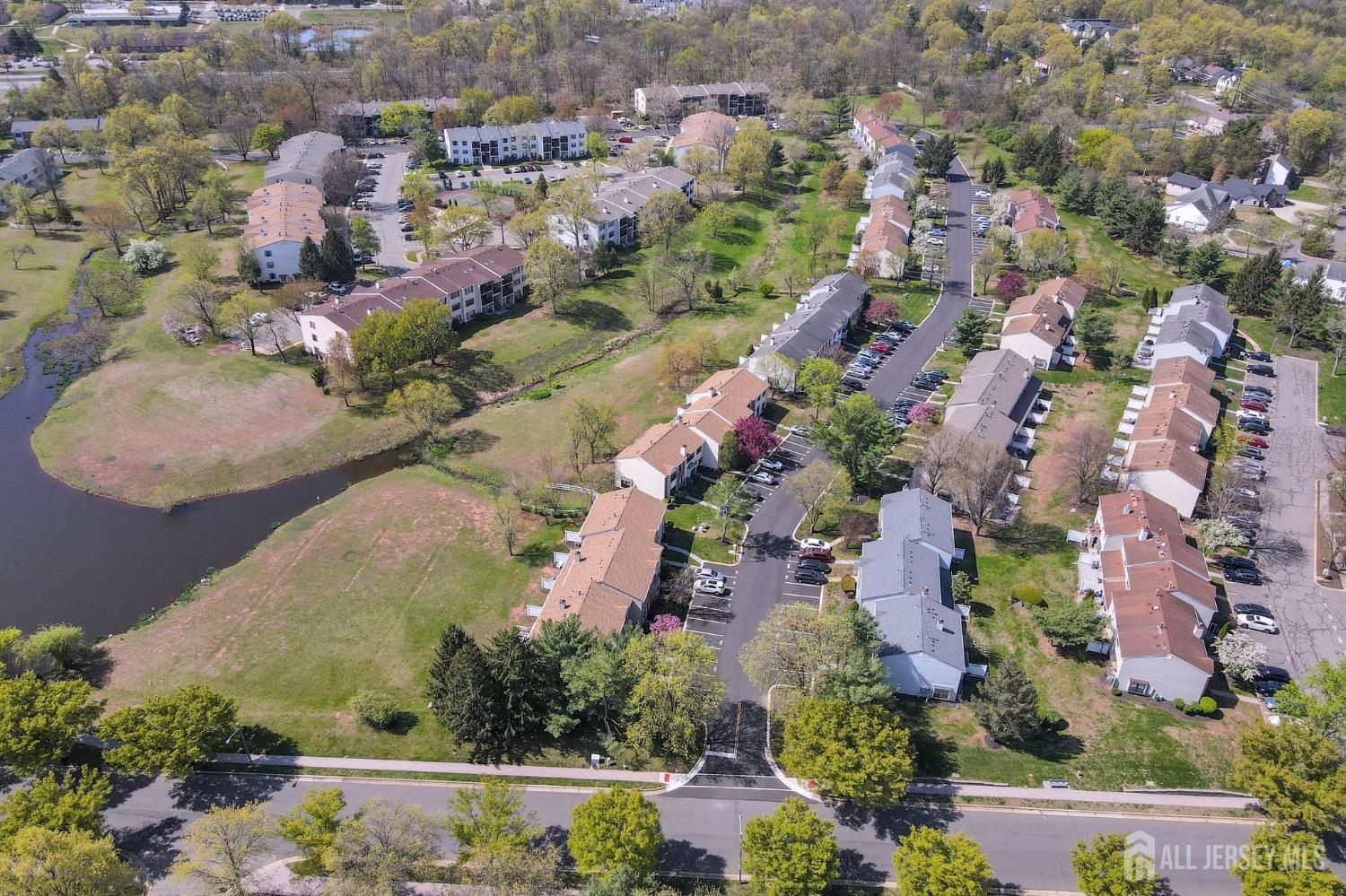 192 Hampshire Court, Piscataway, New Jersey image 23