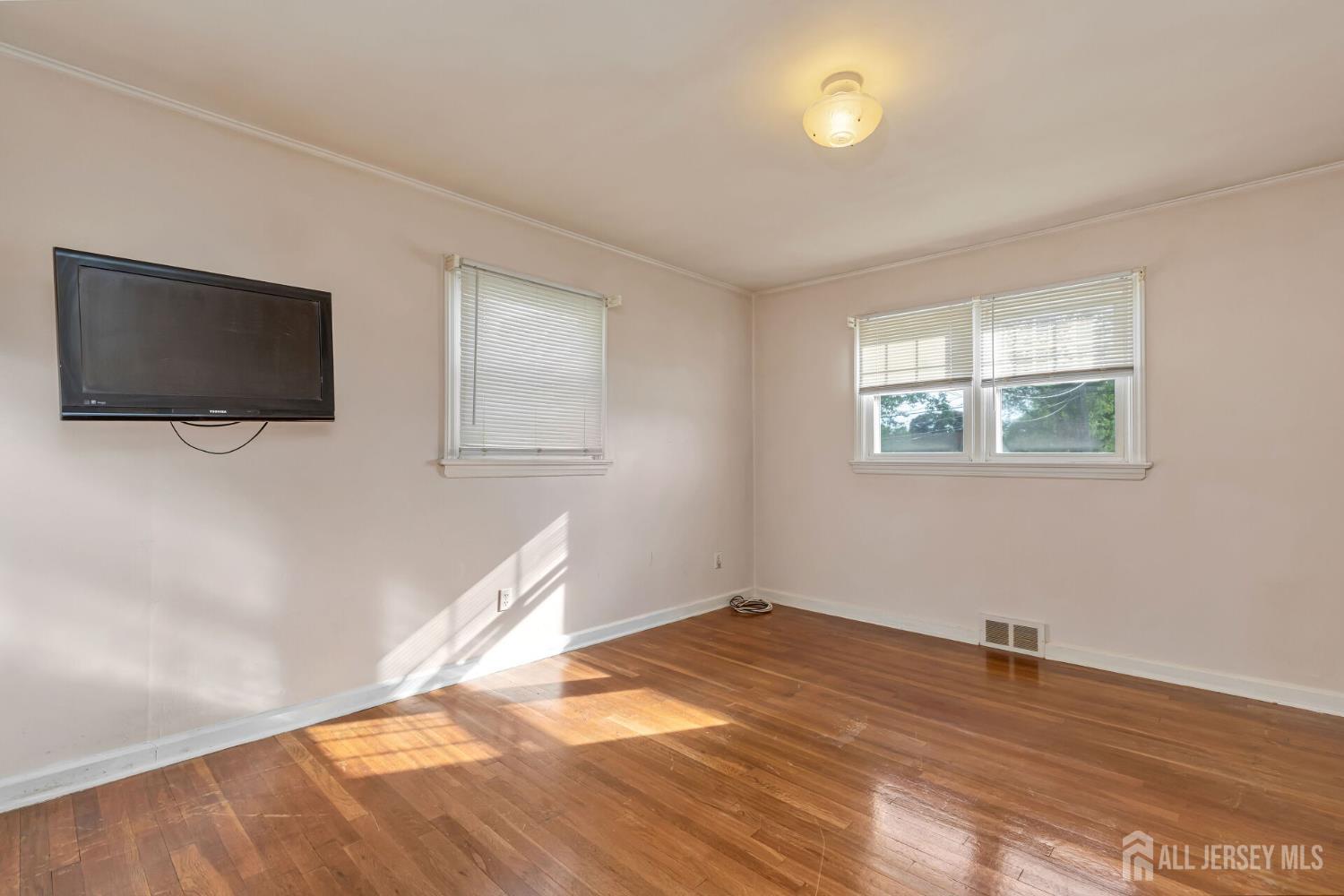 2347 Linden Avenue, South Plainfield, New Jersey image 10