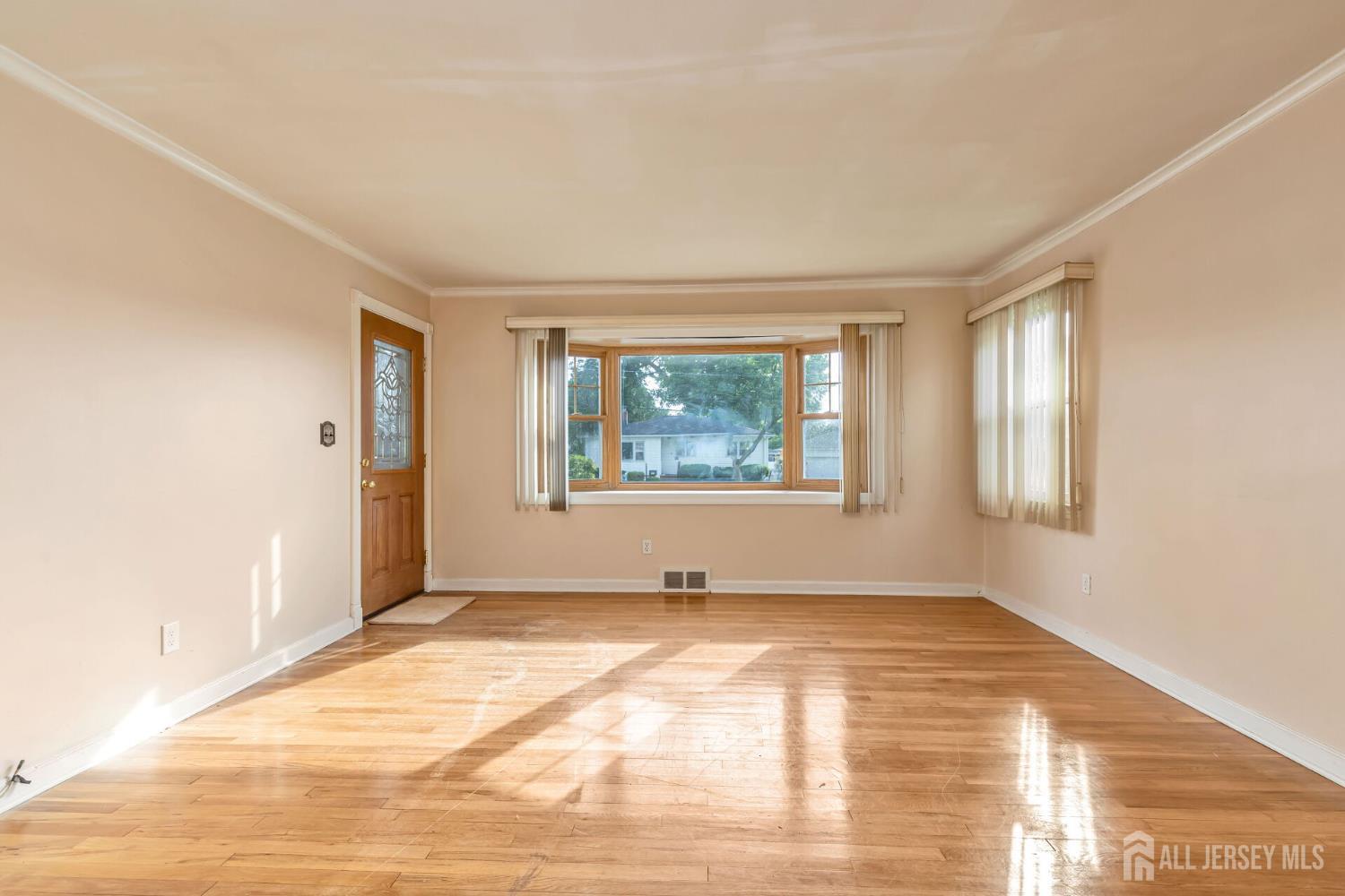 2347 Linden Avenue, South Plainfield, New Jersey image 4