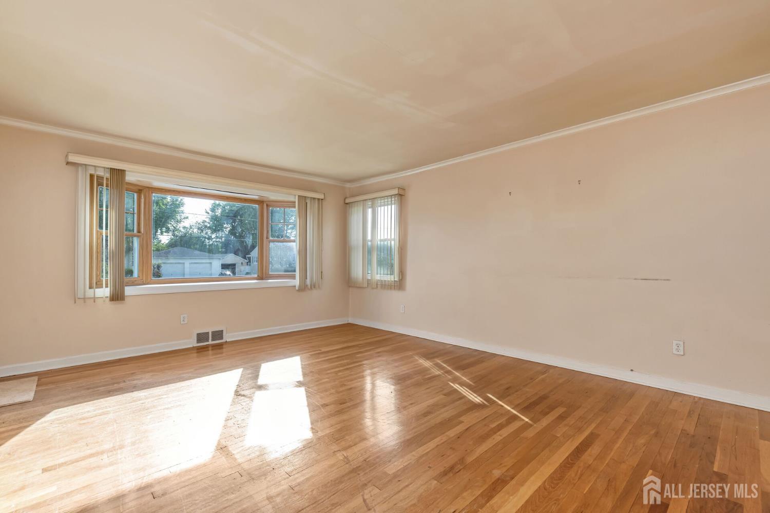 2347 Linden Avenue, South Plainfield, New Jersey image 3