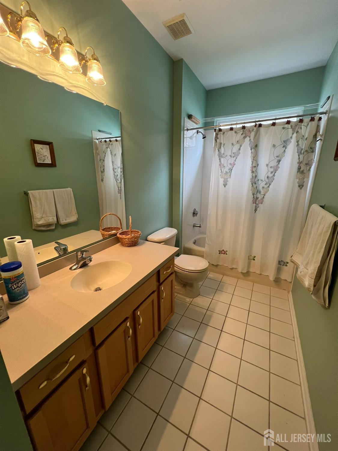40 Hummingbird Drive, Hamilton, New Jersey image 15