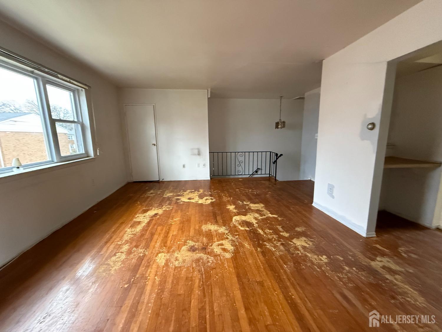 172 Evergreen Road #20B, Edison, New Jersey image 4