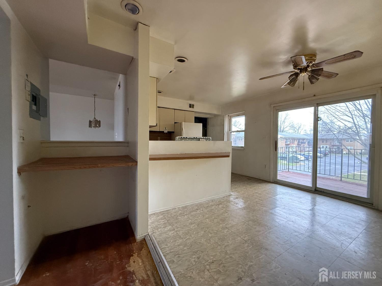 172 Evergreen Road #20B, Edison, New Jersey image 5