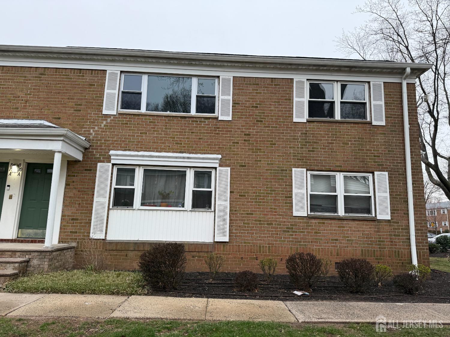 172 Evergreen Road #20B, Edison, New Jersey image 2