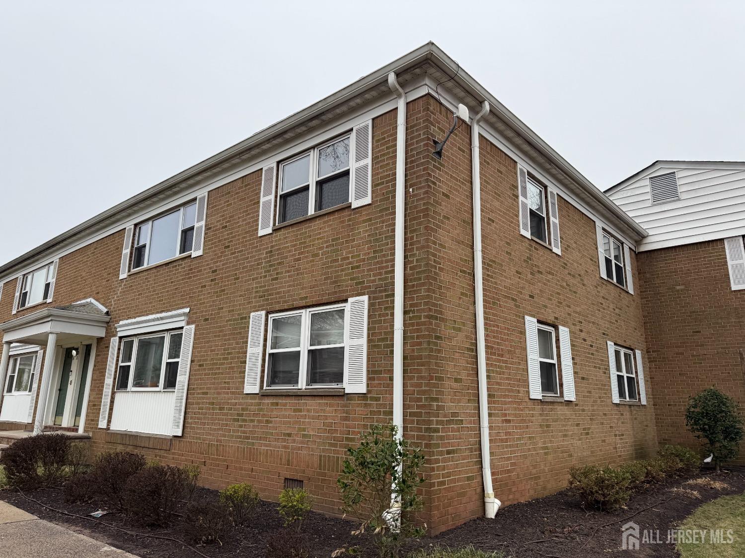 172 Evergreen Road #20B, Edison, New Jersey image 3