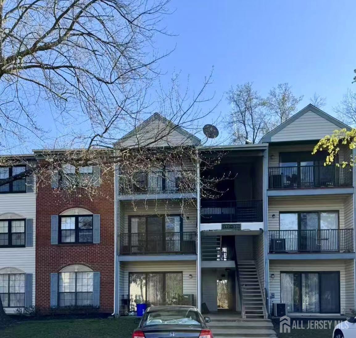311 Hampshire Court, Piscataway, New Jersey image 1