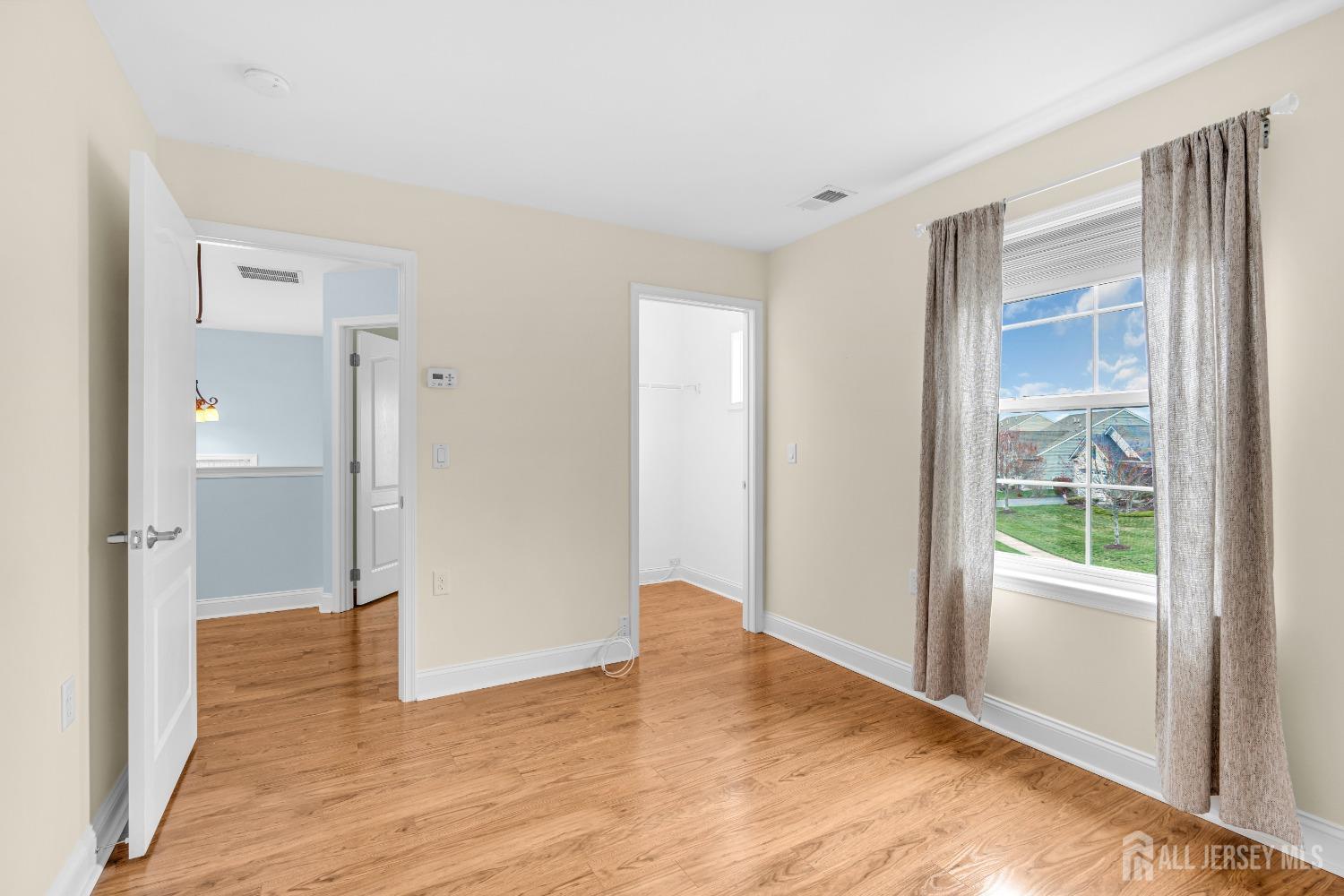 10 E Black Heath Court, Farmingdale, New Jersey image 33