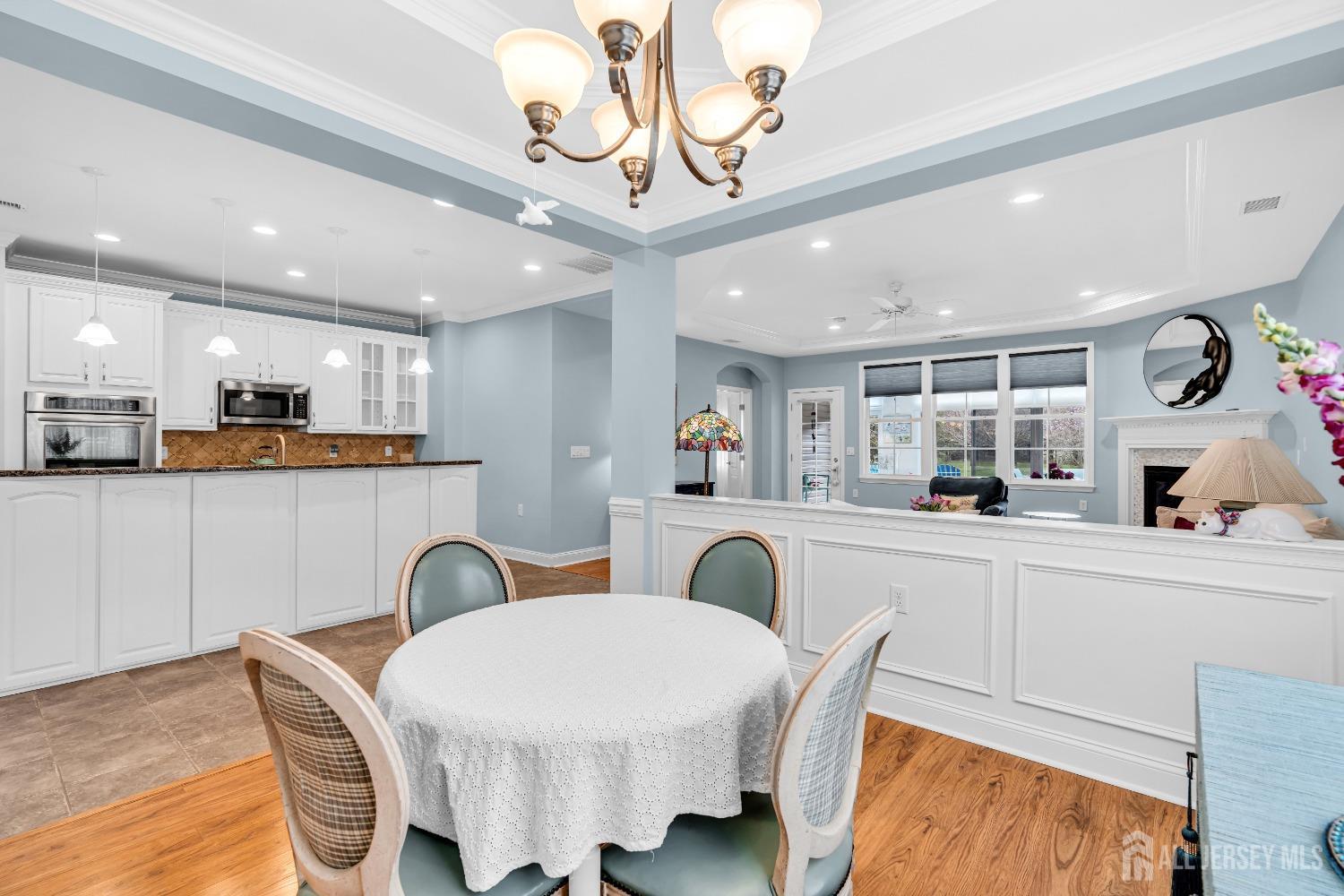 10 E Black Heath Court, Farmingdale, New Jersey image 10