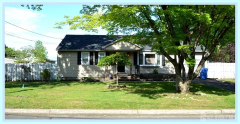 Homes For Sale - 2202 Murray Avenue<br/> Middlesex County, South Plainfield, NJ 07080