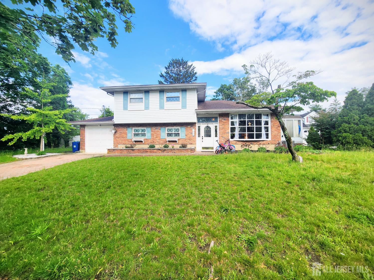 50 Burton Drive, Howell, New Jersey image 1