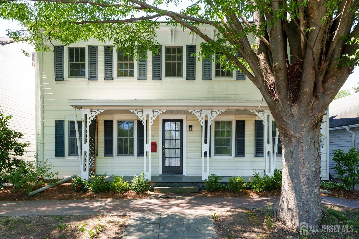 10 Clemmens Court, Edison, New Jersey image 2