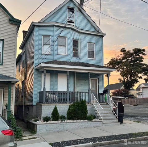 Multifamily For Sale - 686 Charles Street<br/> Middlesex County, Perth Amboy, NJ 08862