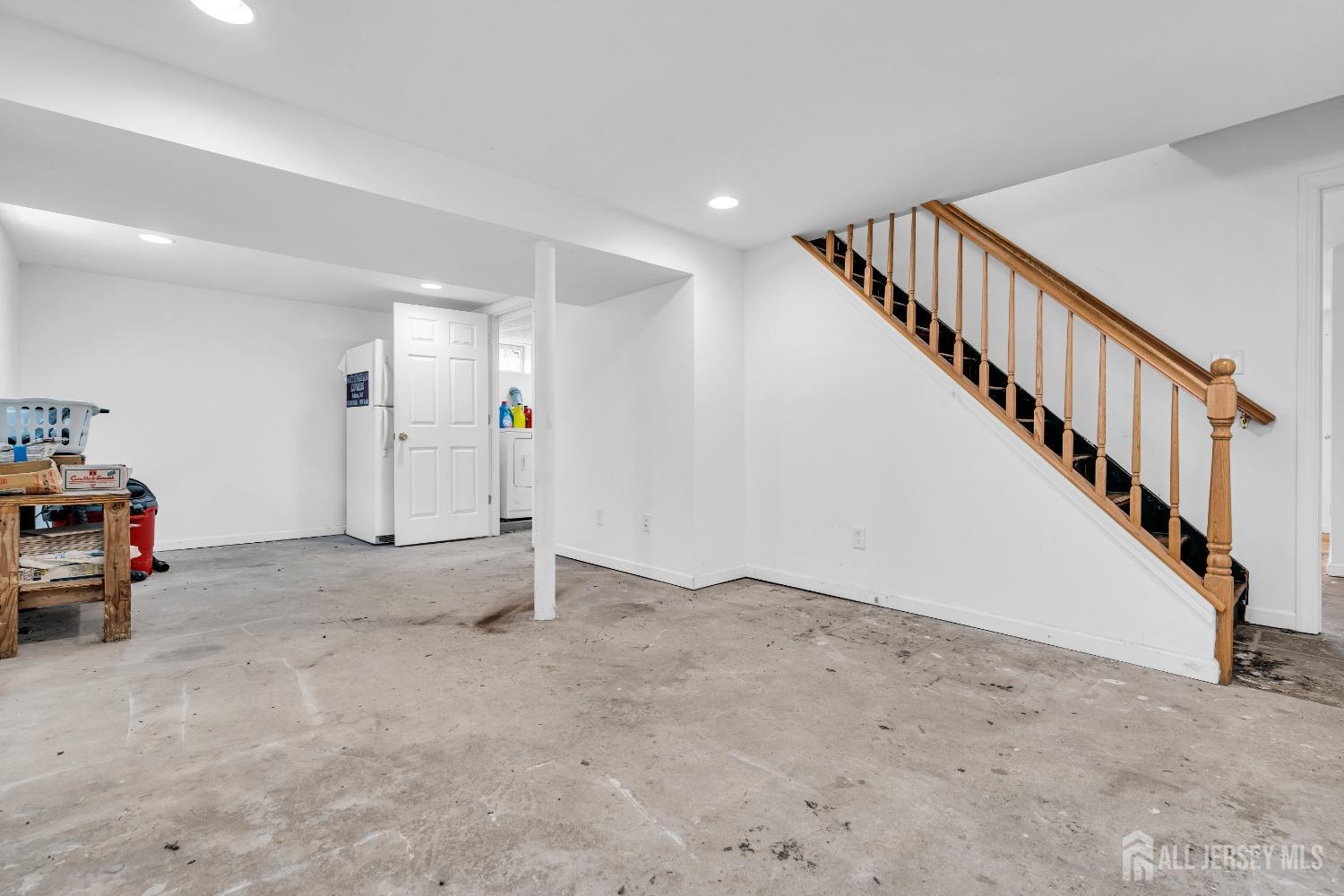 122 Orange Street, Edison, New Jersey image 25