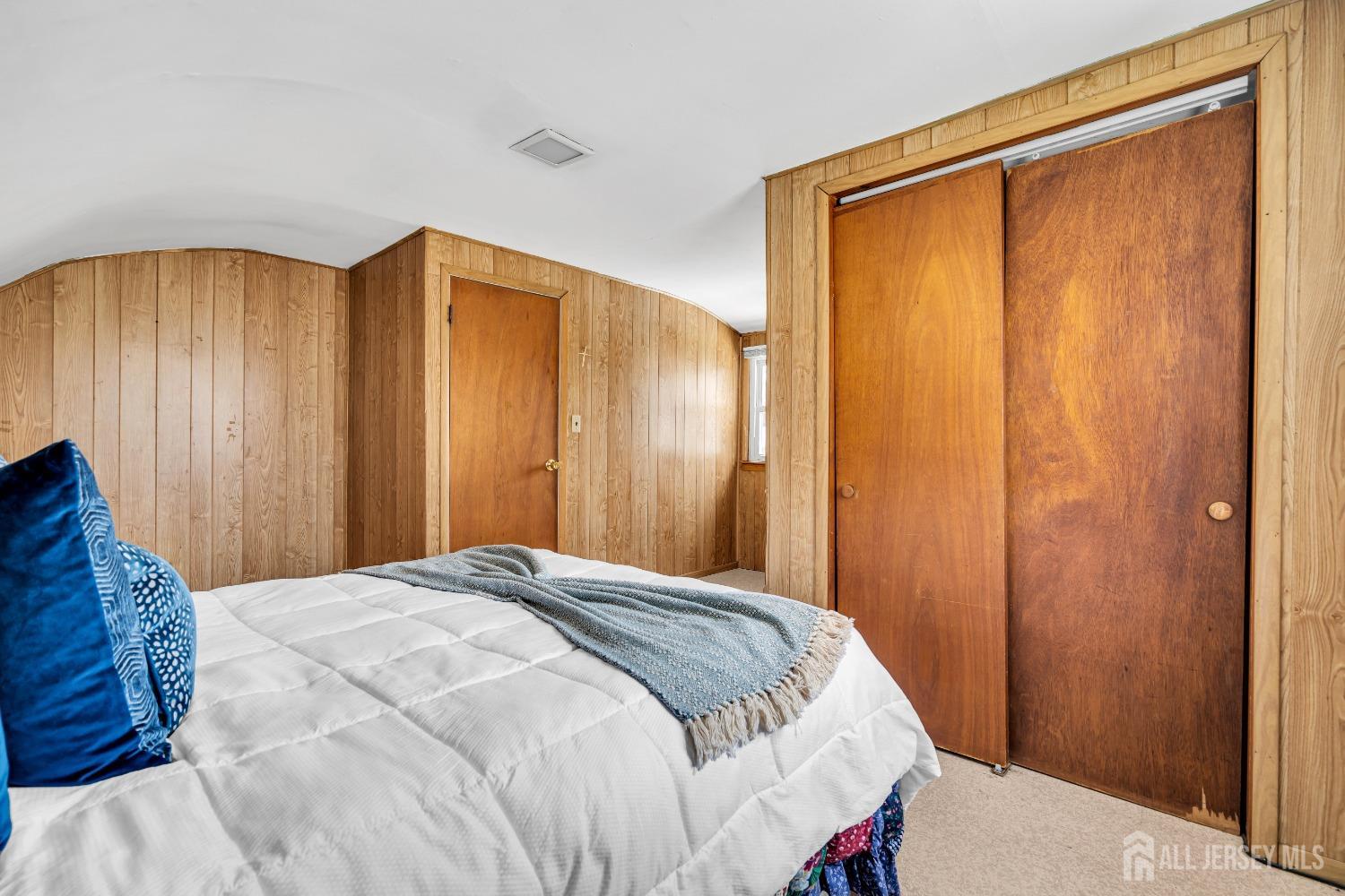 122 Orange Street, Edison, New Jersey image 20