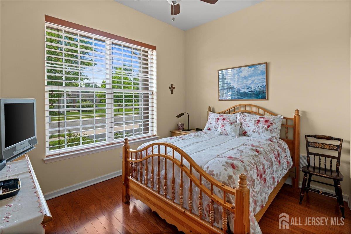 South Brunswick, New Jersey 08824, United States, 3 Bedrooms Bedrooms, ,3 BathroomsBathrooms,Residential,Pending,164892