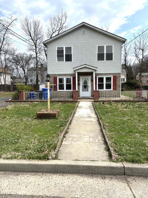 Homes For Rent - 210 2nd Street<br/> Middlesex, NJ 08846