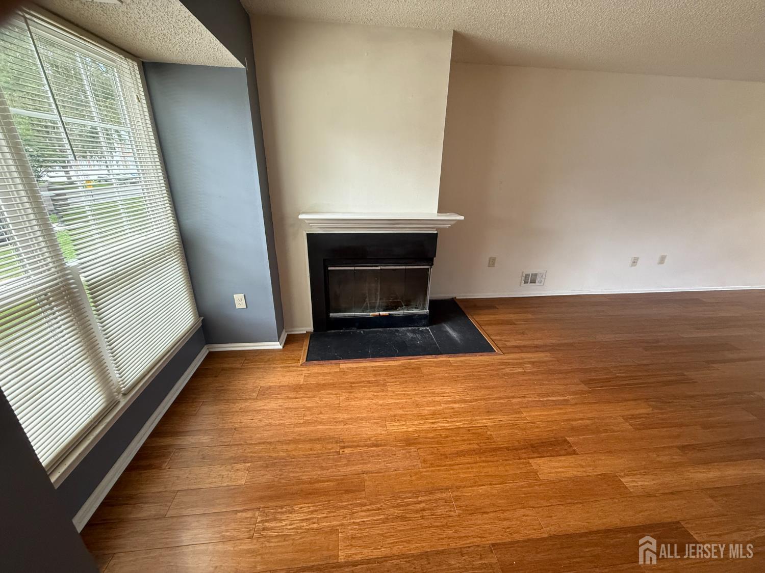 425 Northam Drive, North Brunswick, New Jersey image 2