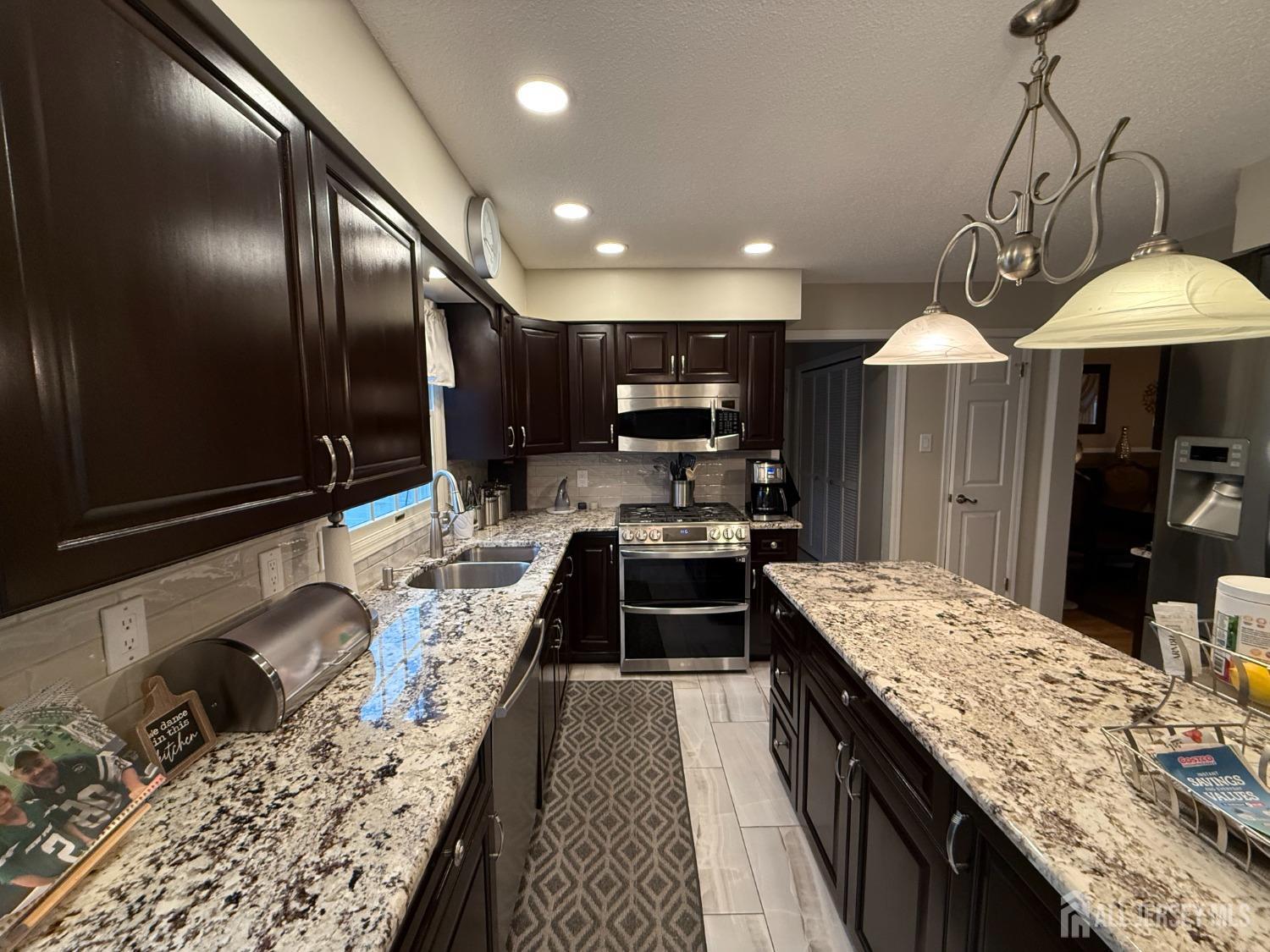 4 Hemlock Hill Road, Jackson, New Jersey image 8