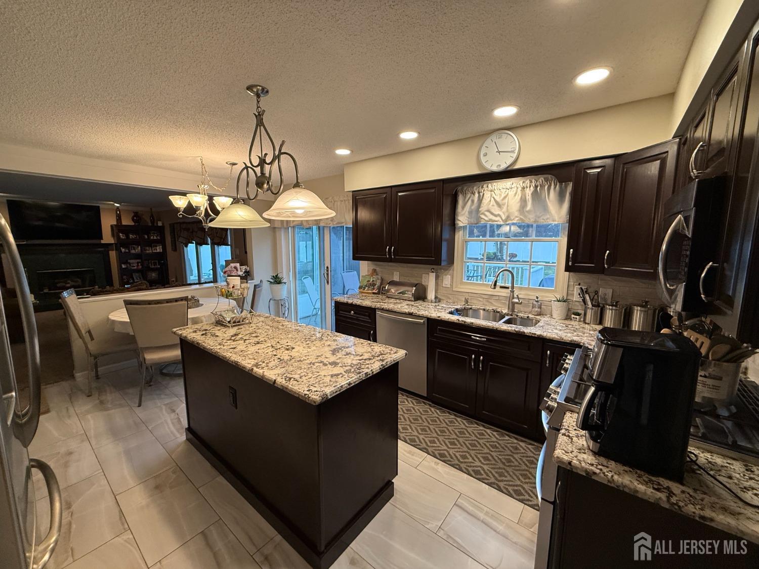 4 Hemlock Hill Road, Jackson, New Jersey image 4