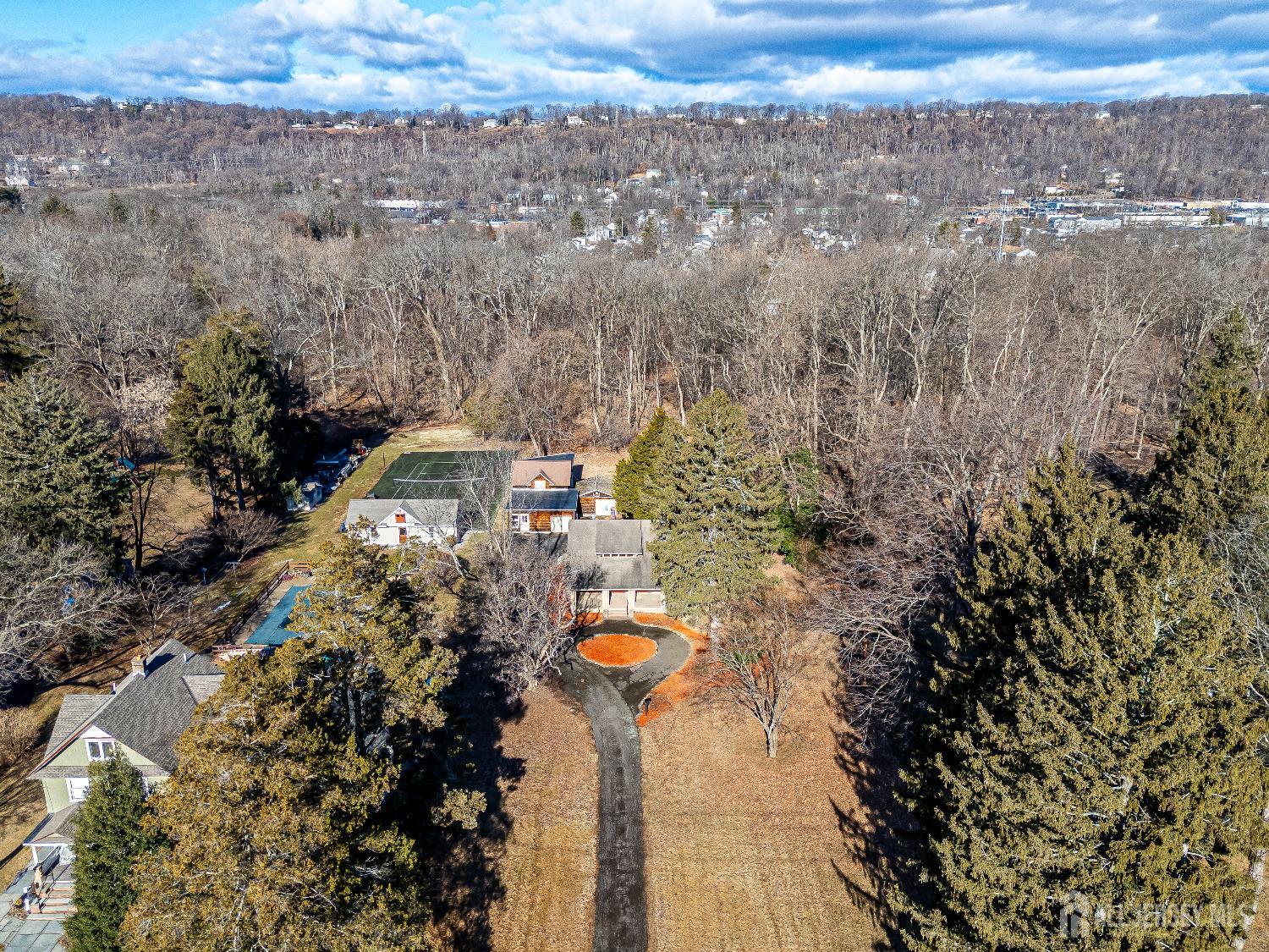 404 Mountainview Terrace, Dunellen, New Jersey image 4