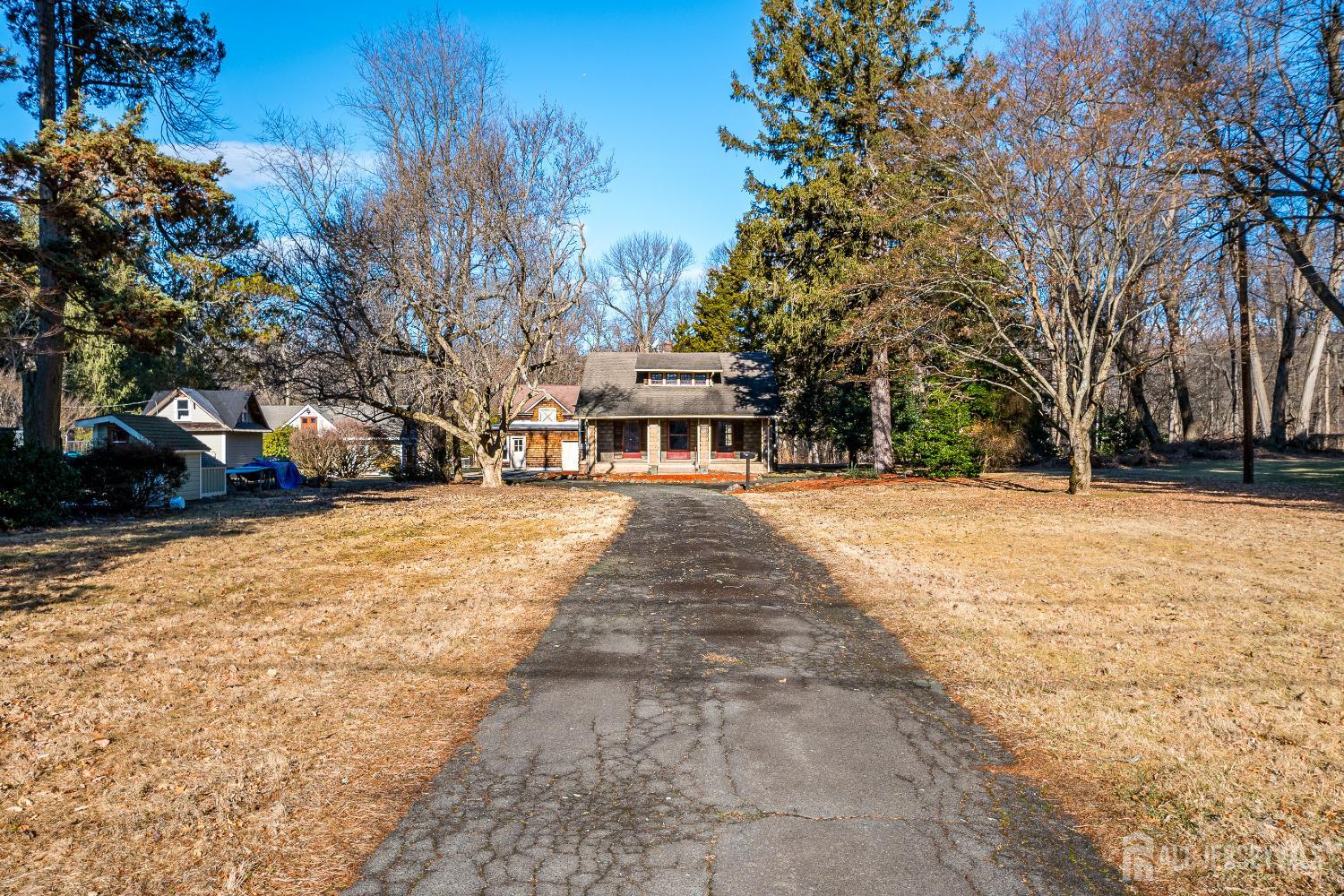 404 Mountainview Terrace, Dunellen, New Jersey image 3