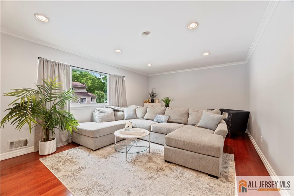 43 S Brook Drive, Milltown, New Jersey image 20