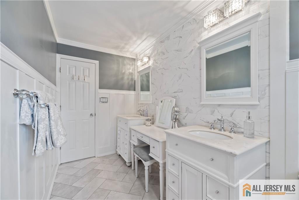 43 S Brook Drive, Milltown, New Jersey image 33