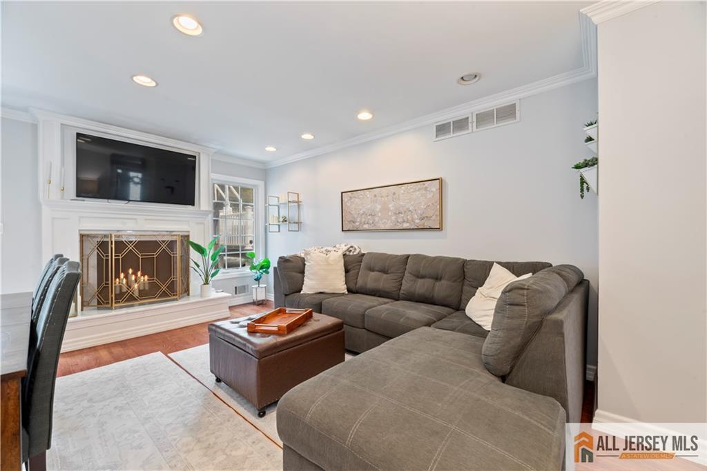 43 S Brook Drive, Milltown, New Jersey image 14
