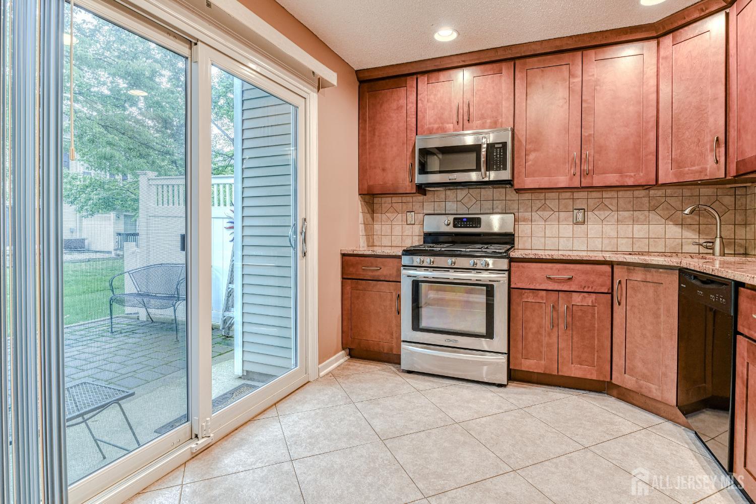 25 Sheffield Court, North Brunswick, New Jersey image 12