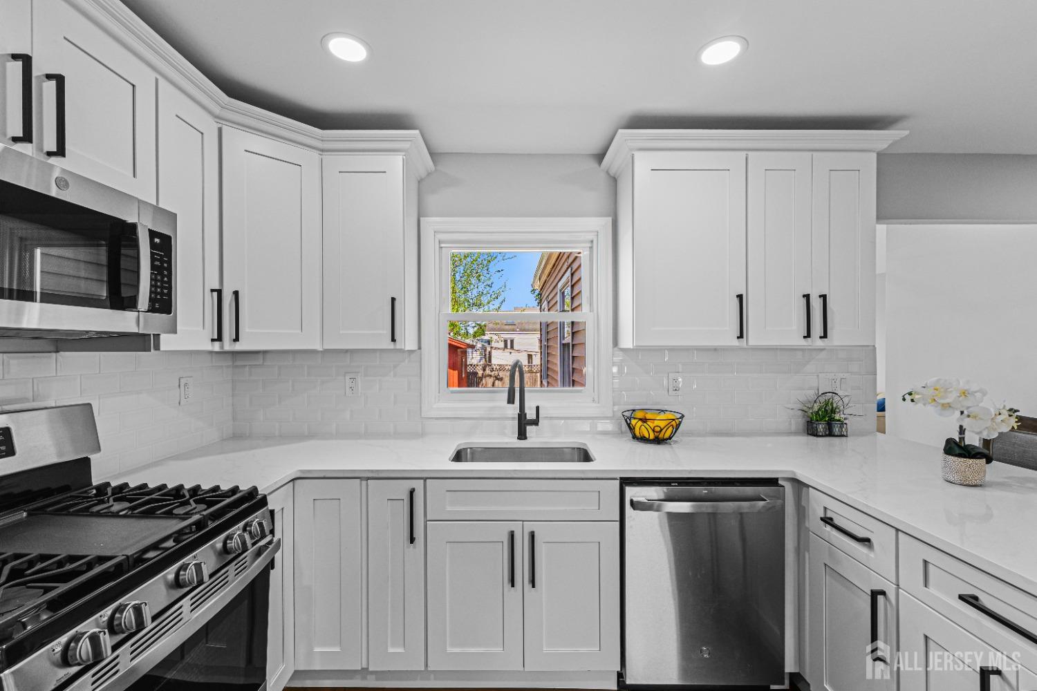 36 Garden Street, South River, New Jersey image 10