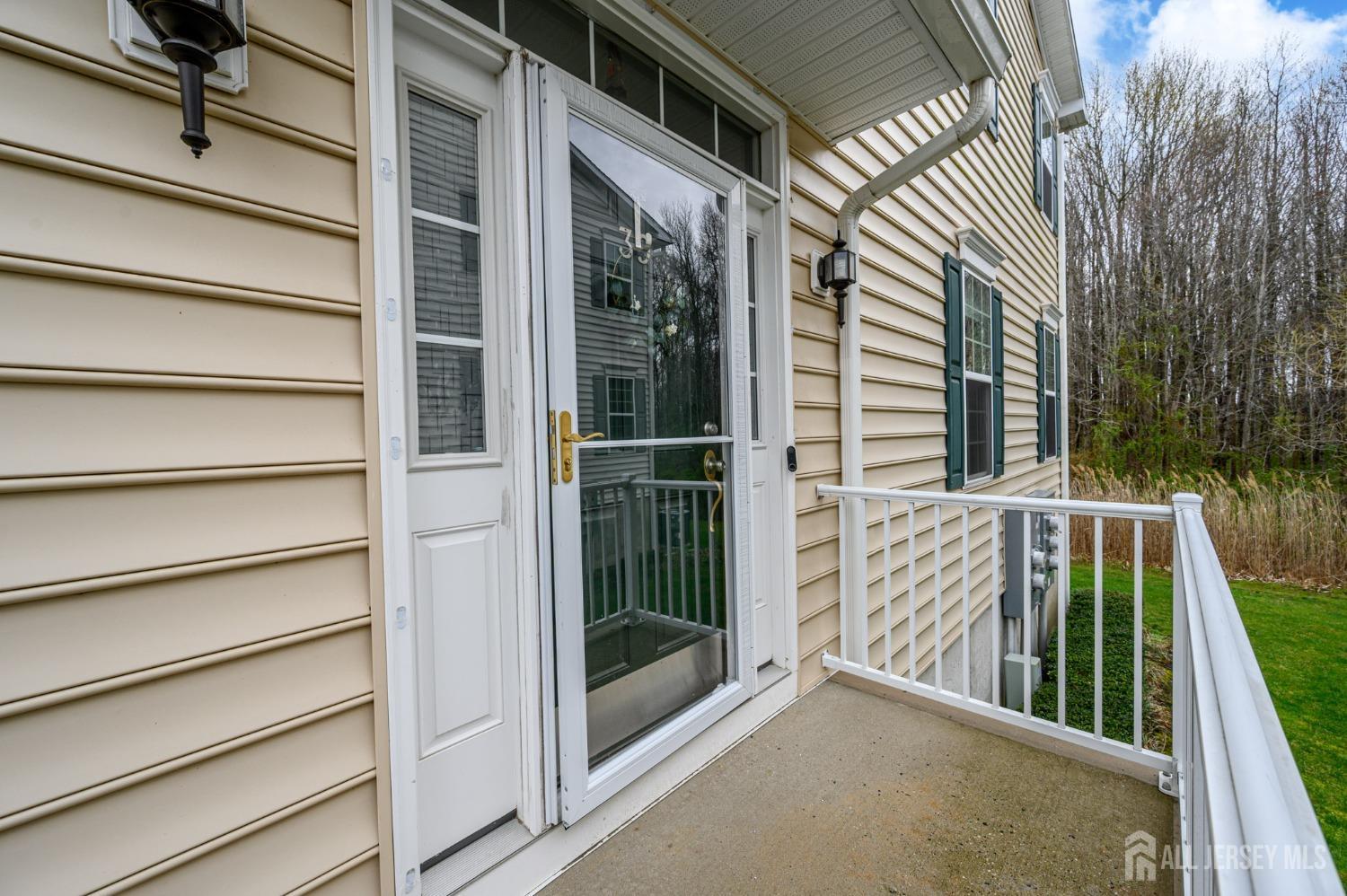 39 Nelson Drive, Cranbury, New Jersey image 2